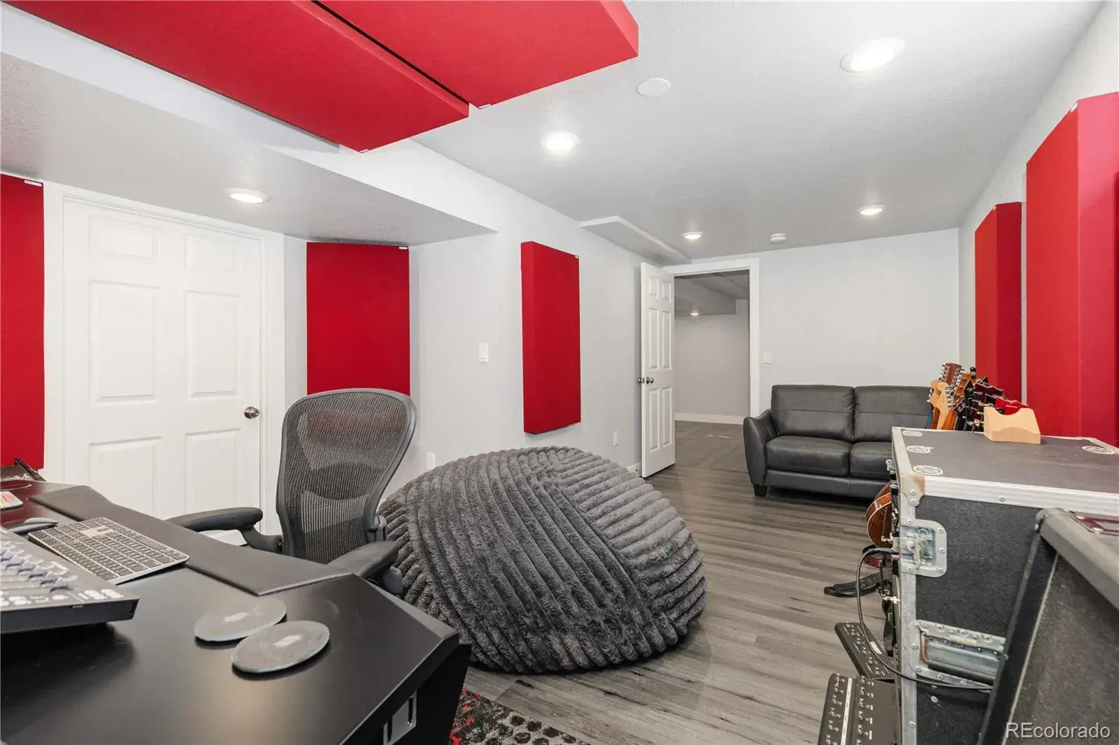 11192025004347 1600 25