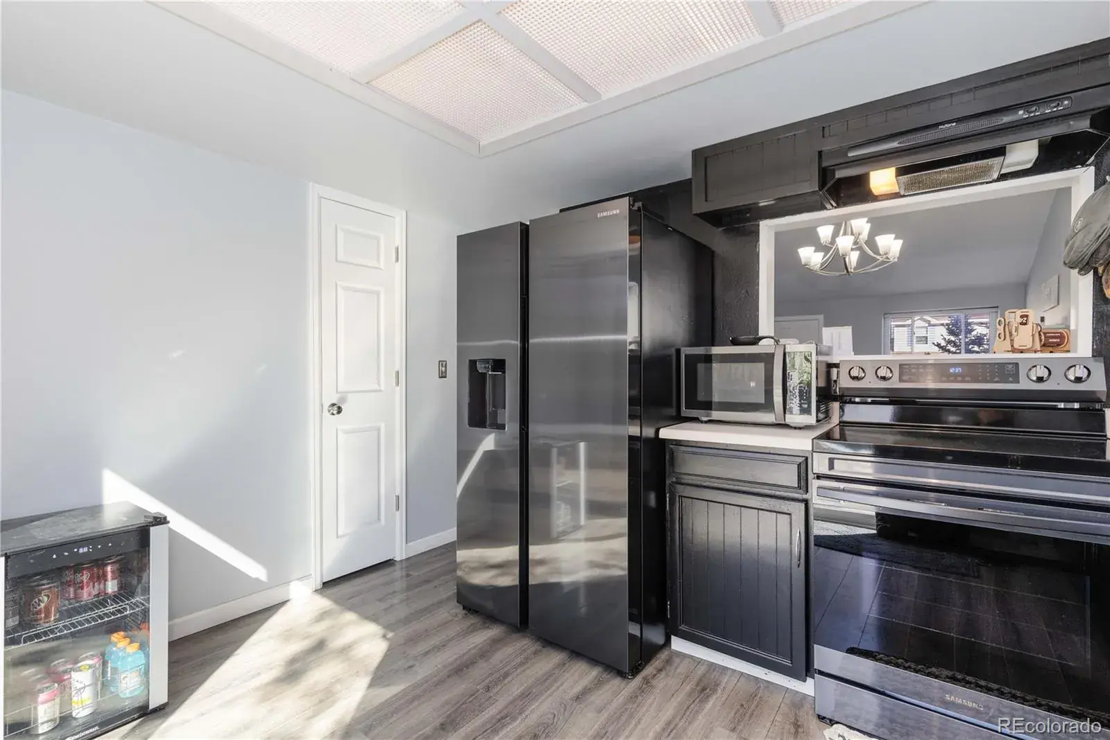 11192025004347 1600 8