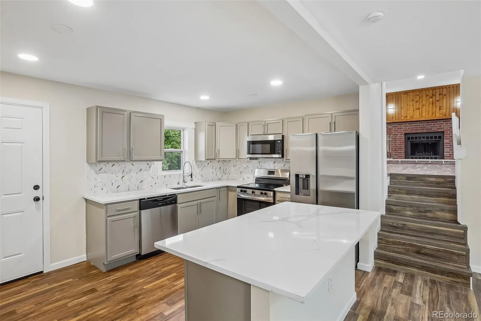 4484 S Eagle Circle Aurora CO 80015 | MLS #REC1787679 10052026213337 1600 9