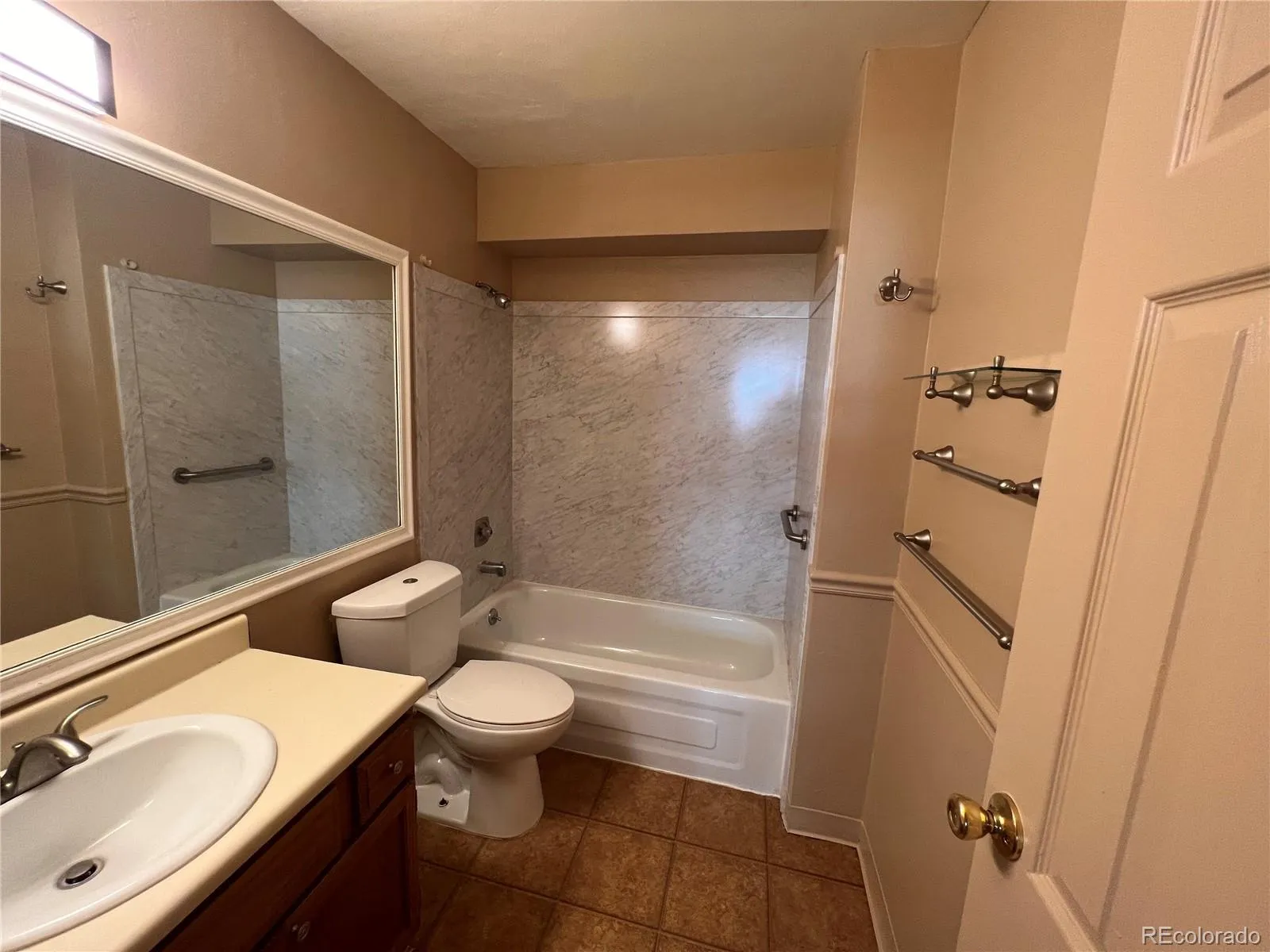 10150 E Virginia Avenue #19-106 Denver CO 80247 MLS #REC1787862 05092026020355 1600 10
