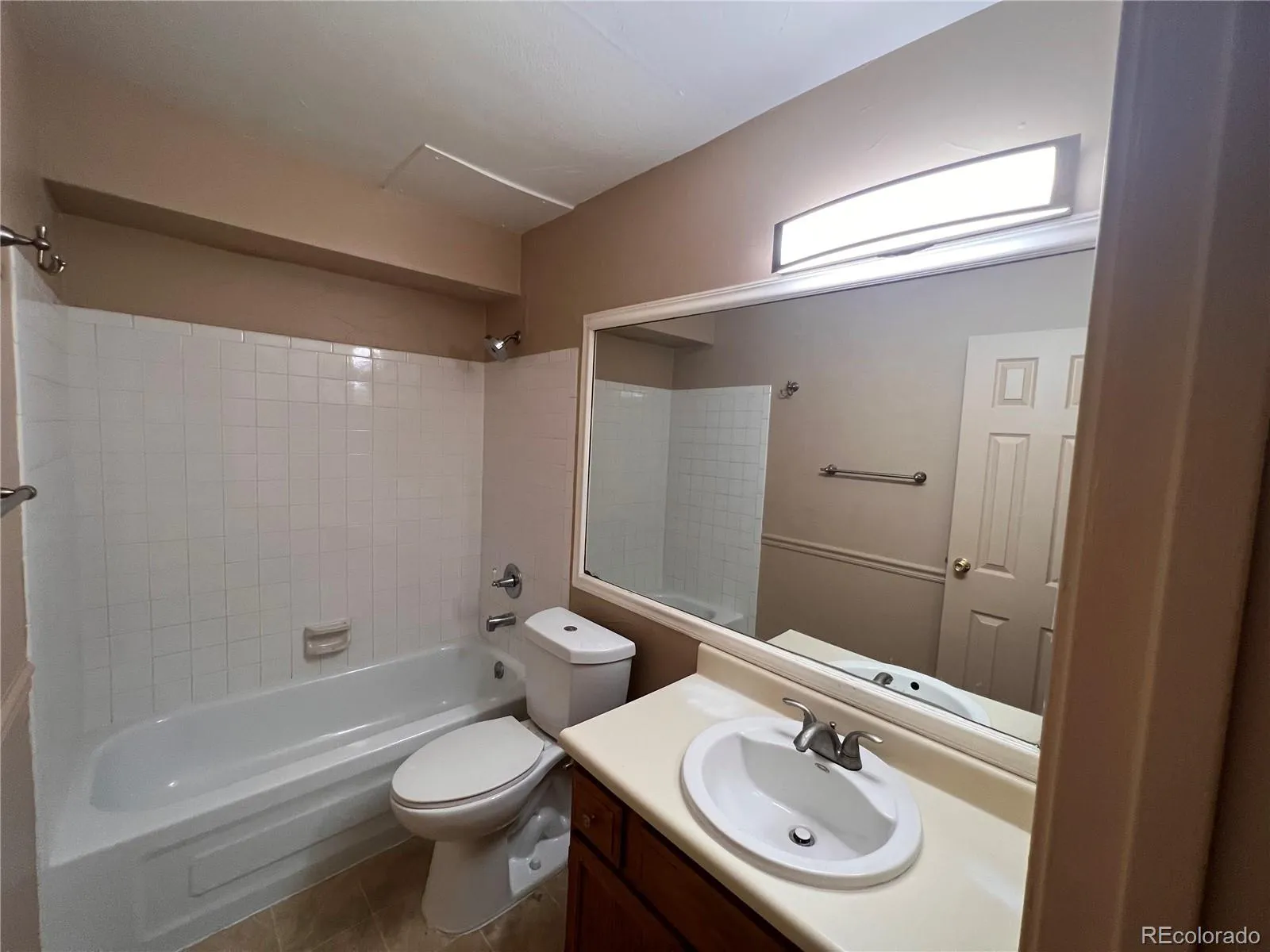 10150 E Virginia Avenue #19-106 Denver CO 80247 MLS #REC1787862 05092026020355 1600 12