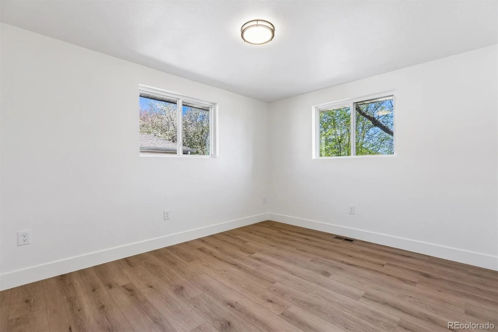 363 S Ivy Denver CO 80224 MLS #REC1788835 06092026154349 1600 10