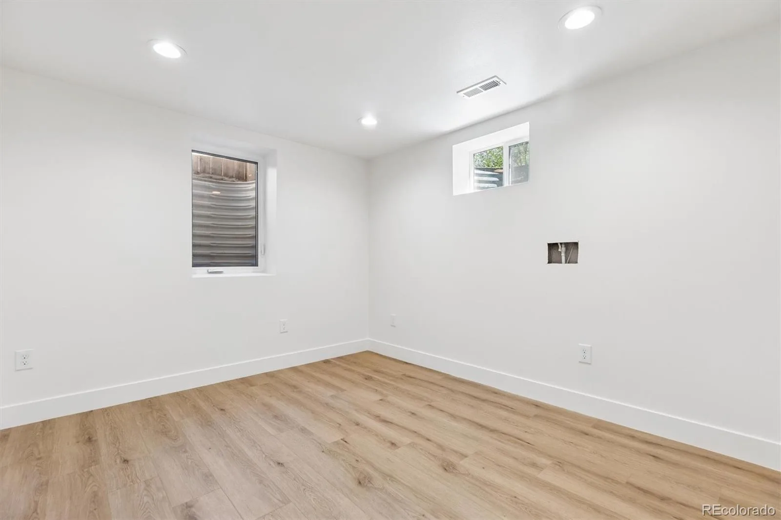 363 S Ivy Denver CO 80224 MLS #REC1788835 06092026154349 1600 16