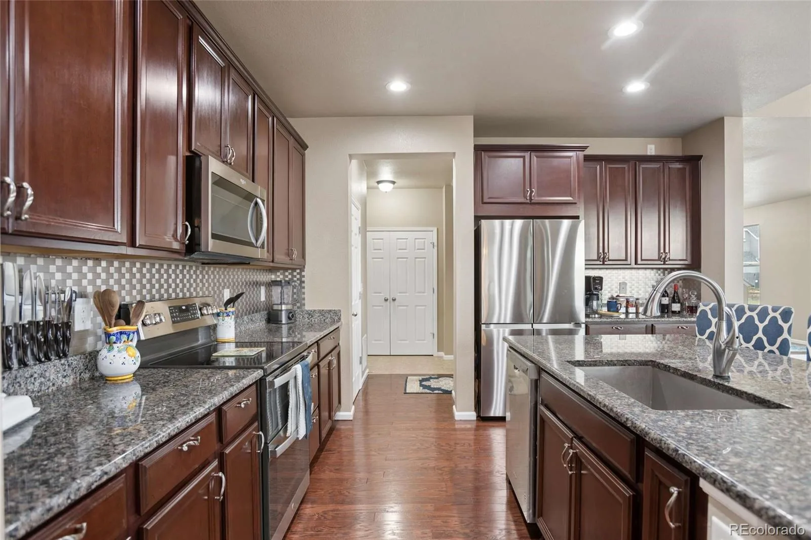 16908 W 86th Avenue Arvada CO 80007 MLS #REC1789877 06012026162007 1600 18