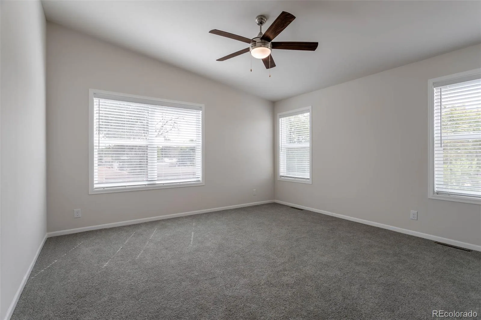 2394 N Emporia Street Aurora CO 80010 | MLS #REC1790370 06252026211705 1600 10