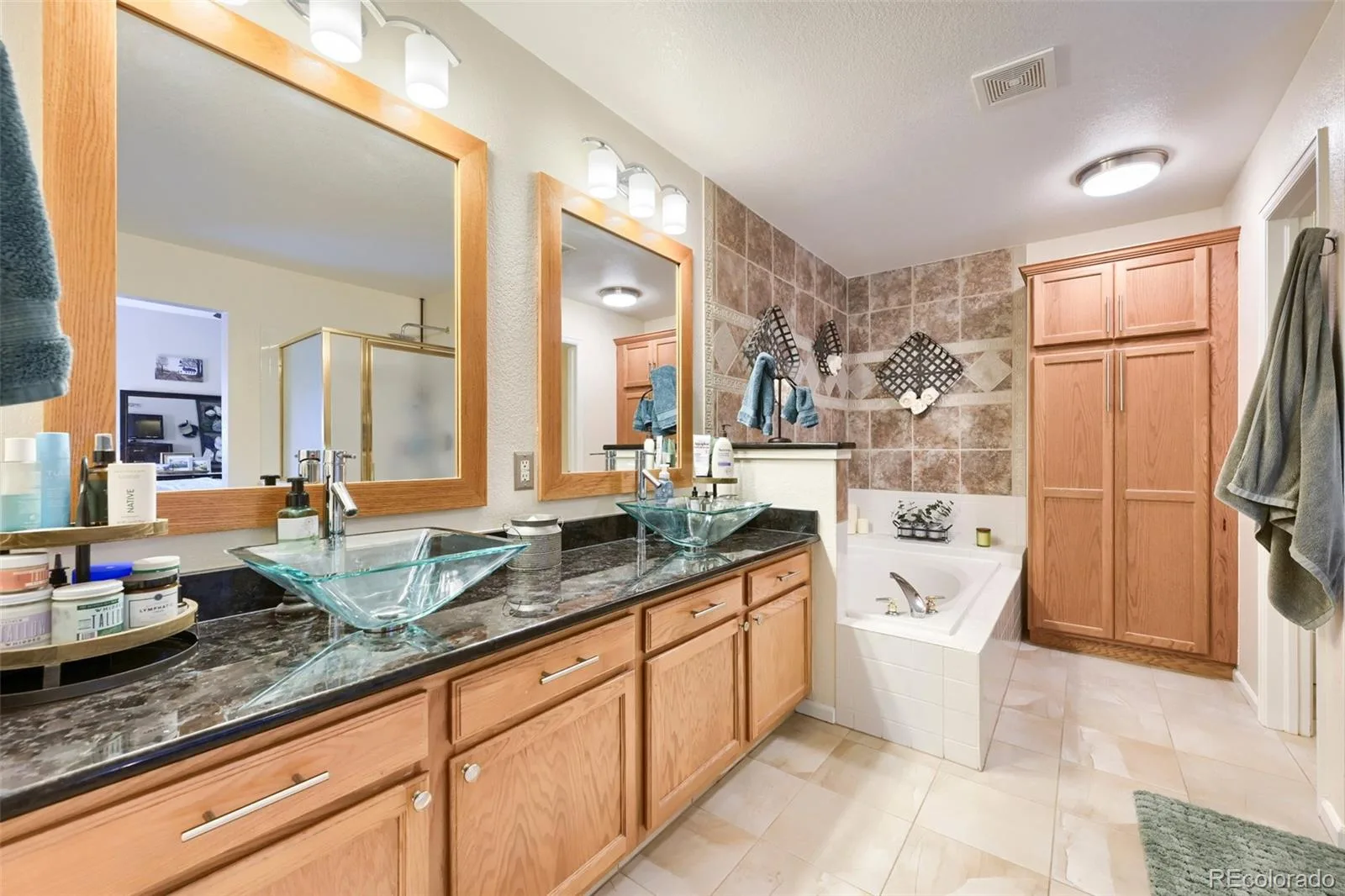 10117 Grove Loop #B Westminster CO 80031 | MLS #REC1791536 08112026215642 1600 22