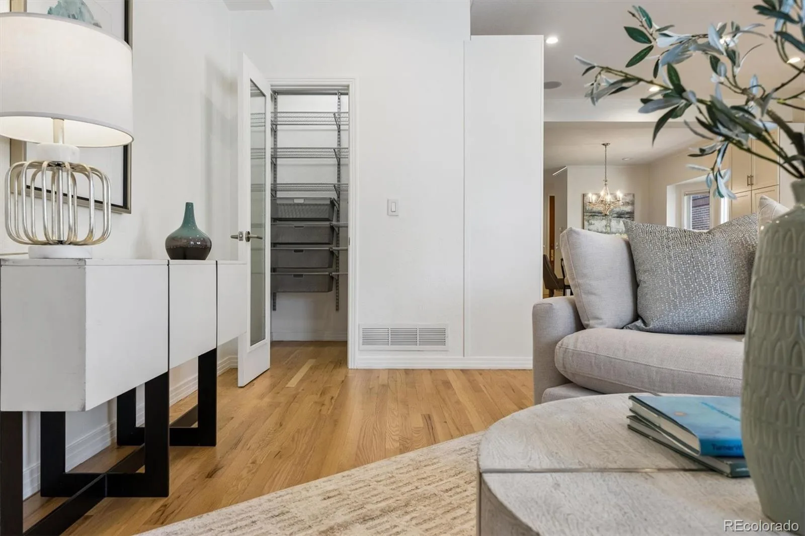 56 S Monroe Street Denver CO 80209 MLS #REC1792647 06092026073732 1600 13