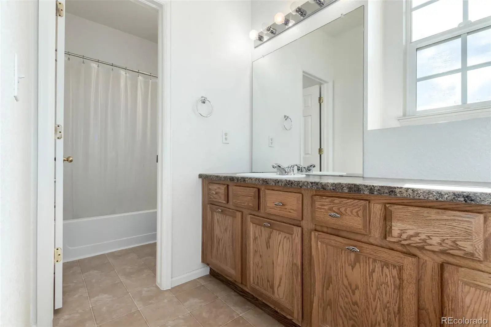 7621 E 26th Avenue Denver CO 80238 | MLS #REC1794210 02262026154754 1600 16