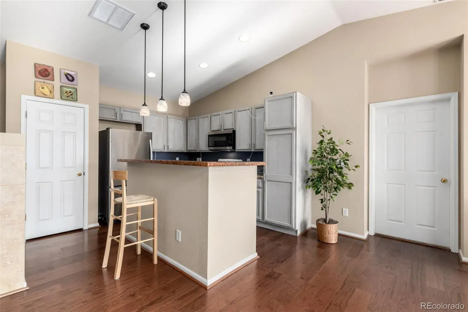 7621 E 26th Avenue Denver CO 80238 | MLS #REC1794210 02262026154754 1600 6