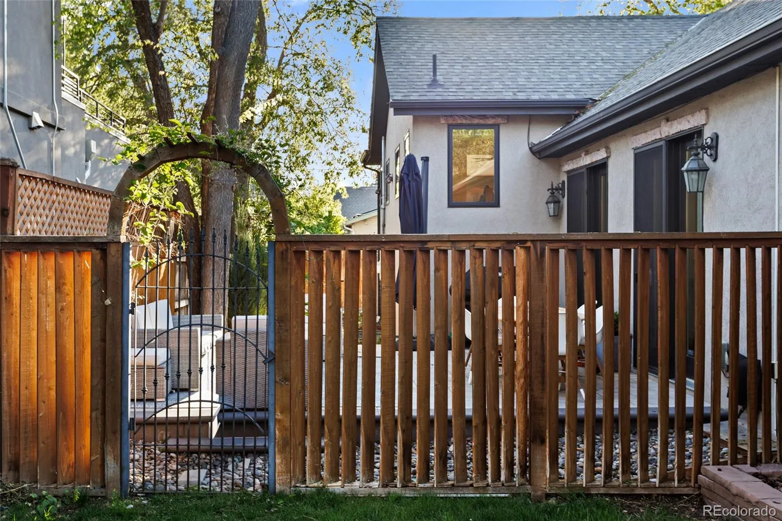585 S Emerson Street Denver CO 80209 MLS #REC1794895 05202026023511 1600 3