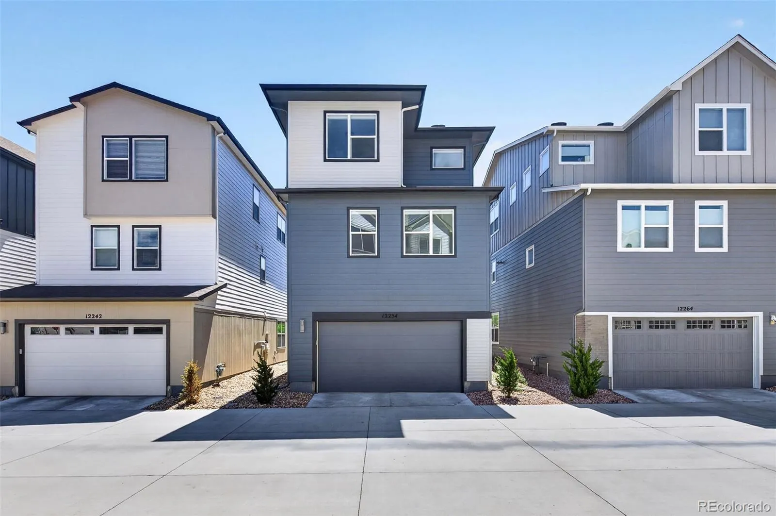 12254 W 56th Place Arvada CO 80002 MLS #REC1796625 05112026183440 1600 40