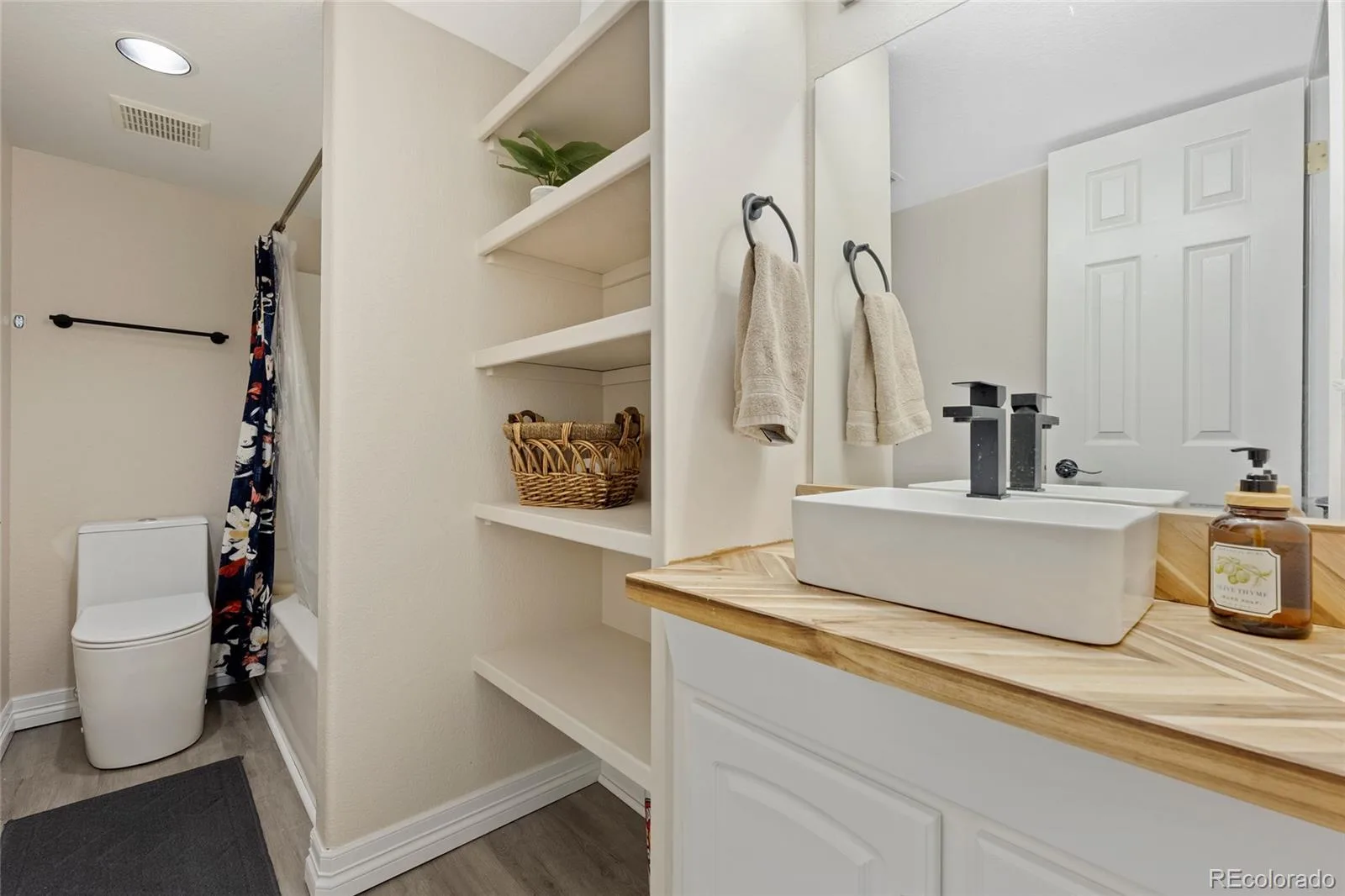1360 Snowberry Lane Broomfield CO 80020 | MLS #REC1796746 07092026223728 1600 36