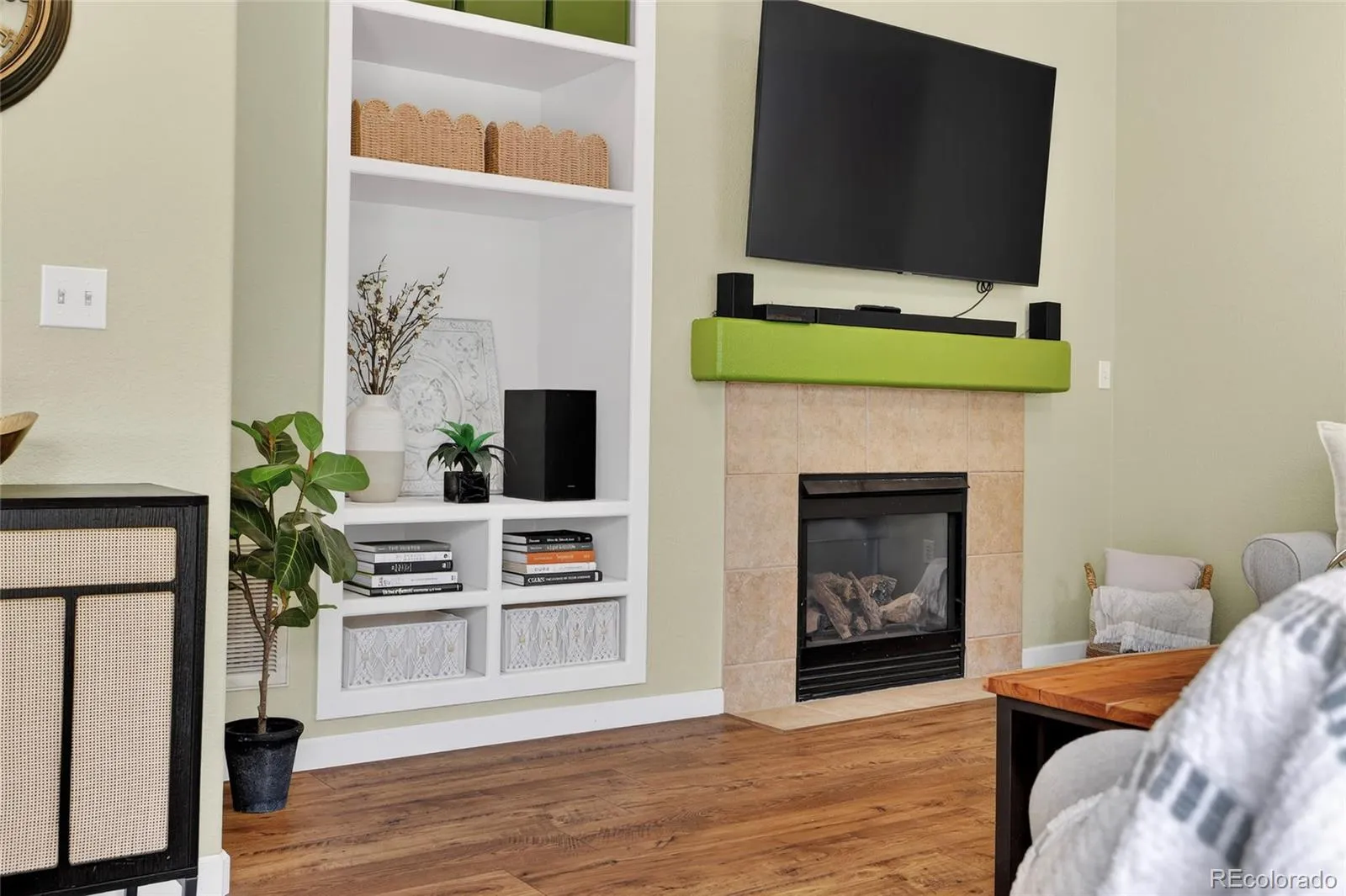 04102026182145 1600 12