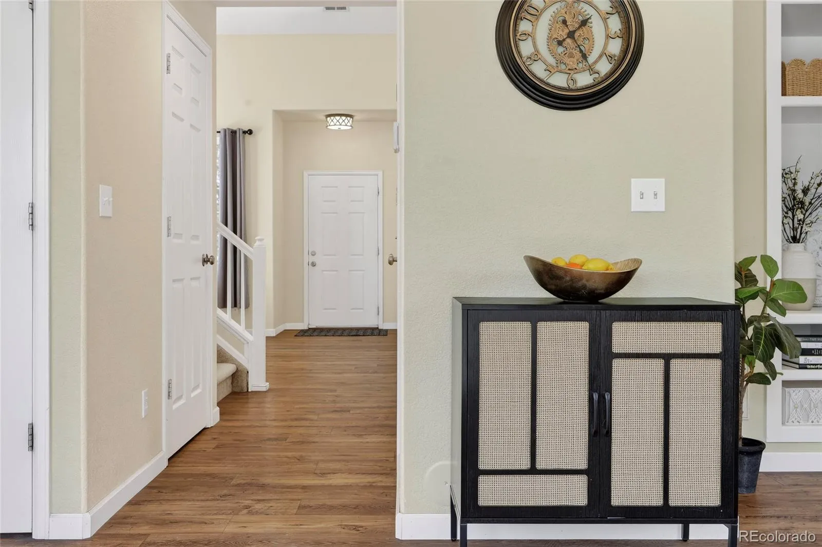 04102026182145 1600 14