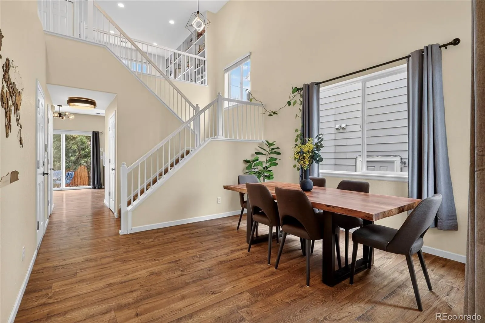 04102026182145 1600 3