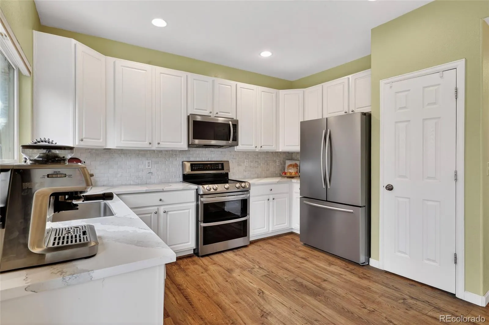 04102026182145 1600 8