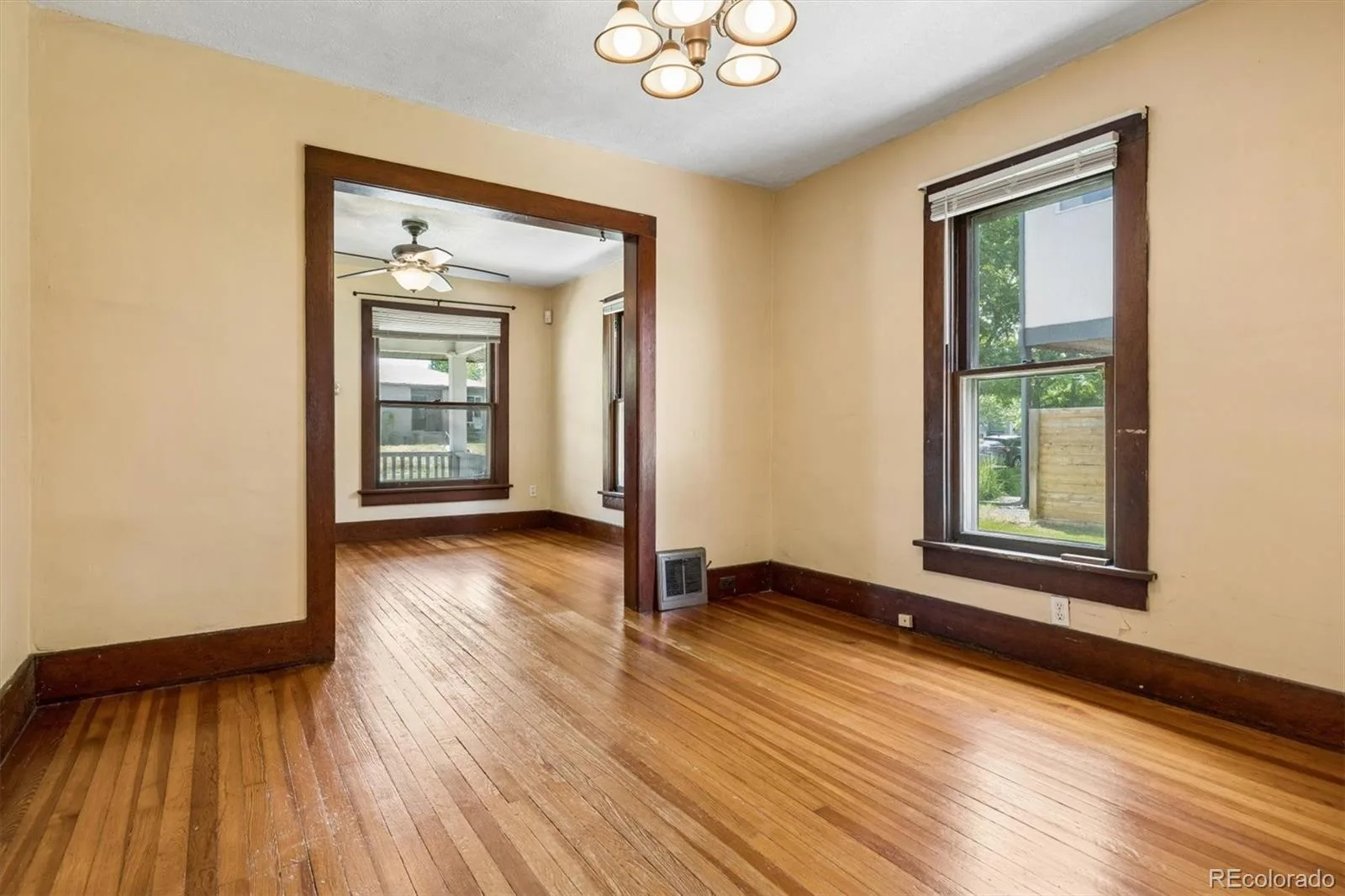 2111 S Grant Street Denver CO 80210 MLS #REC1801946 06082026233048 1600 6