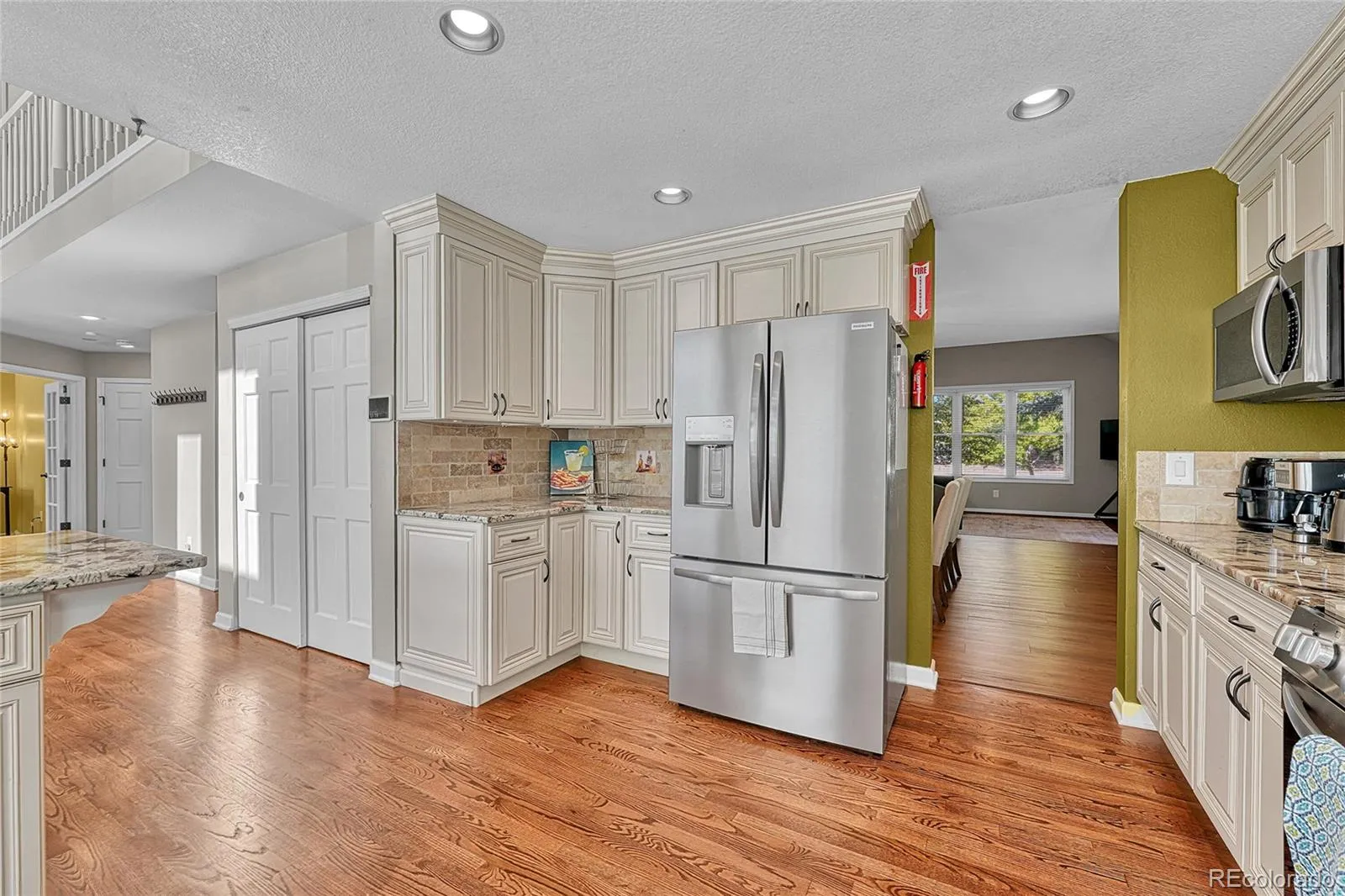6722 Eagle Place Highlands Ranch CO 80130 MLS #REC1804115 05092026031846 1600 12
