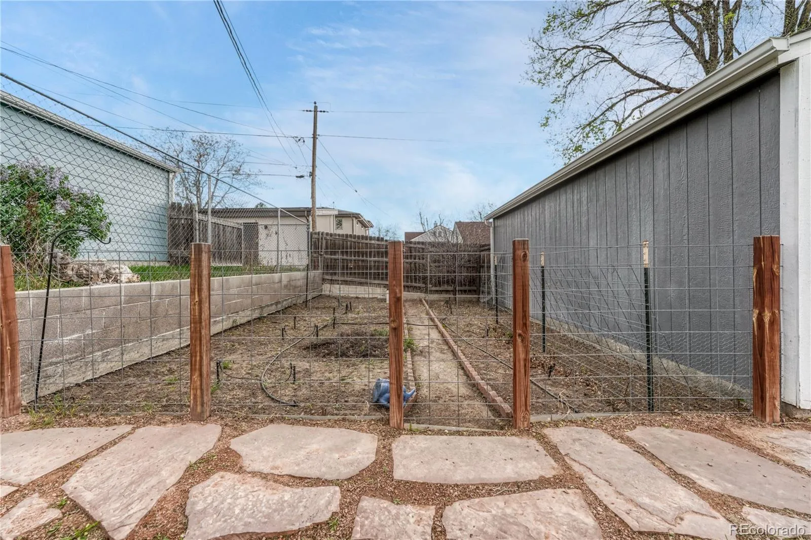 04122026053116 1600 32