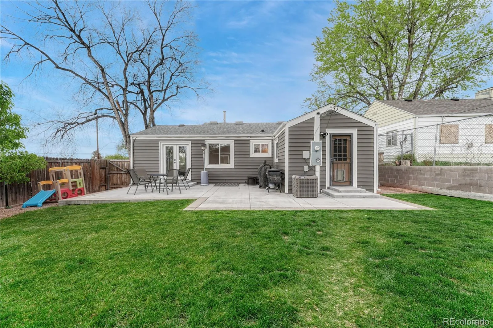 04122026053116 1600 34