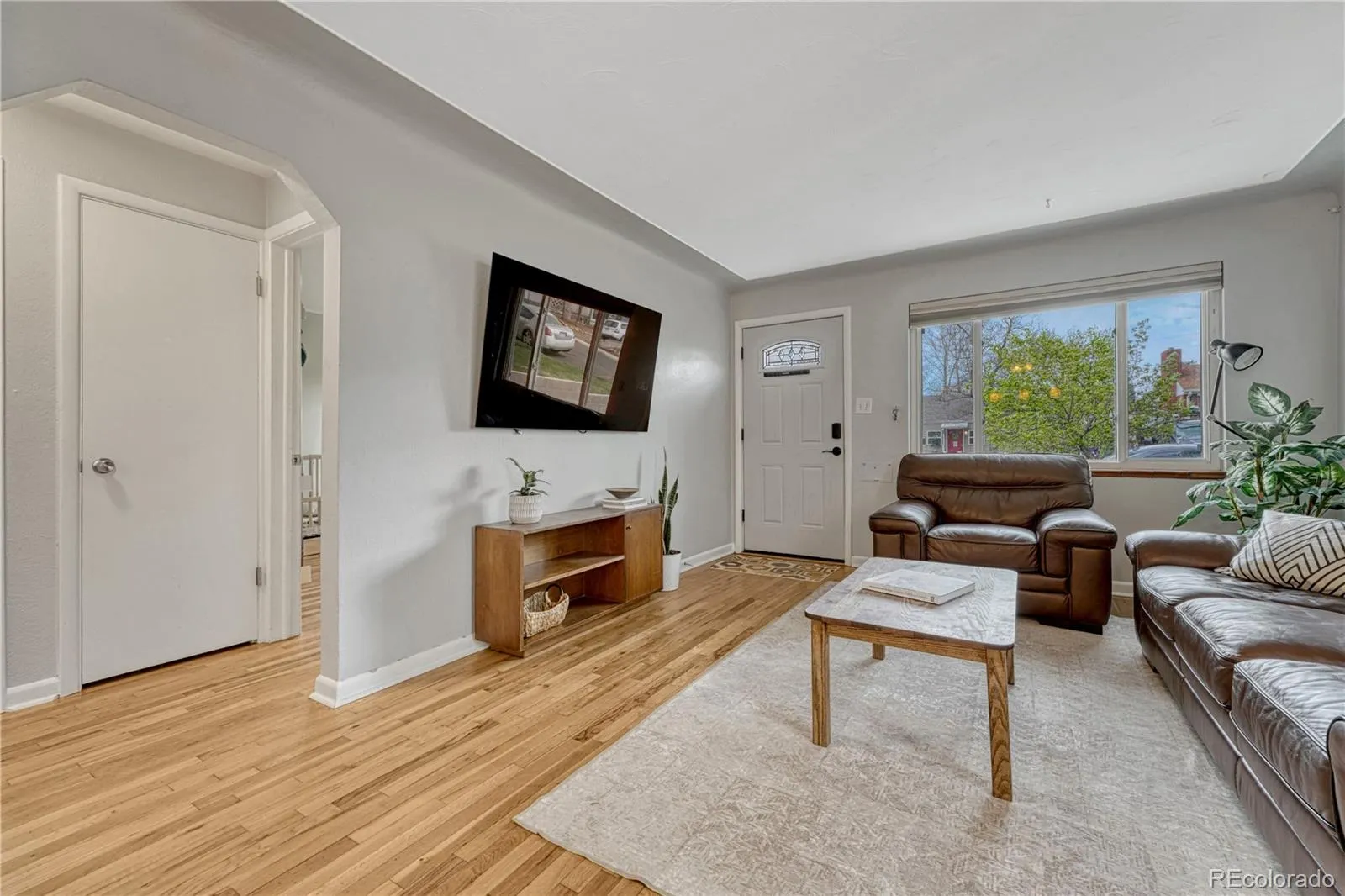 04122026053116 1600 9