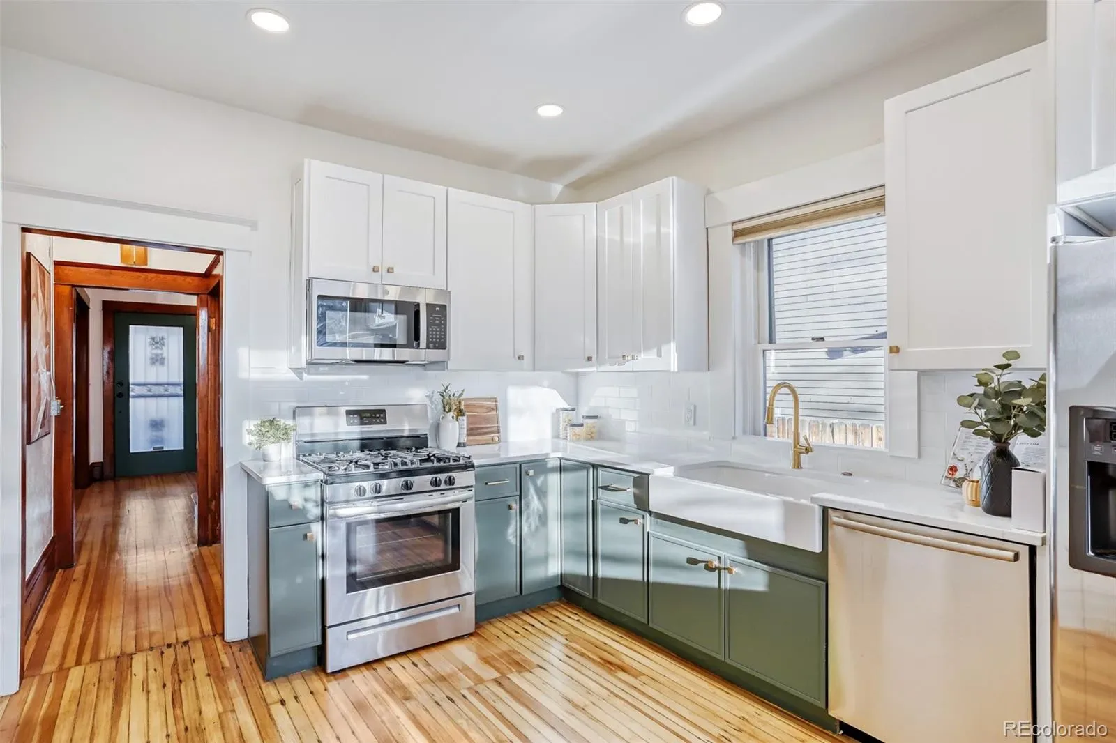 03252026020652 1600 12