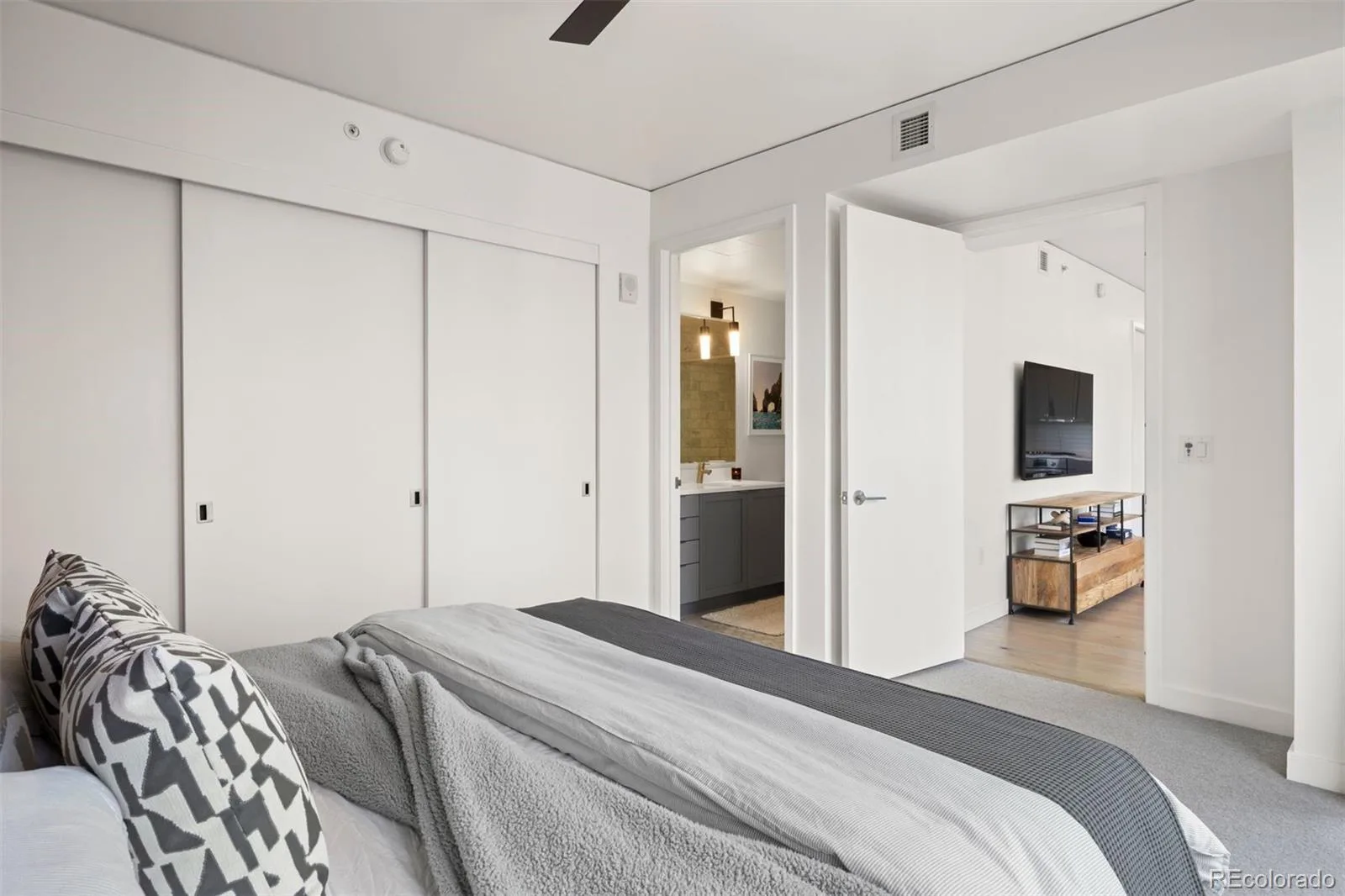 1750 Wewatta Street #529 Denver CO 80202 | MLS #REC1806989 10012026005140 1600 22