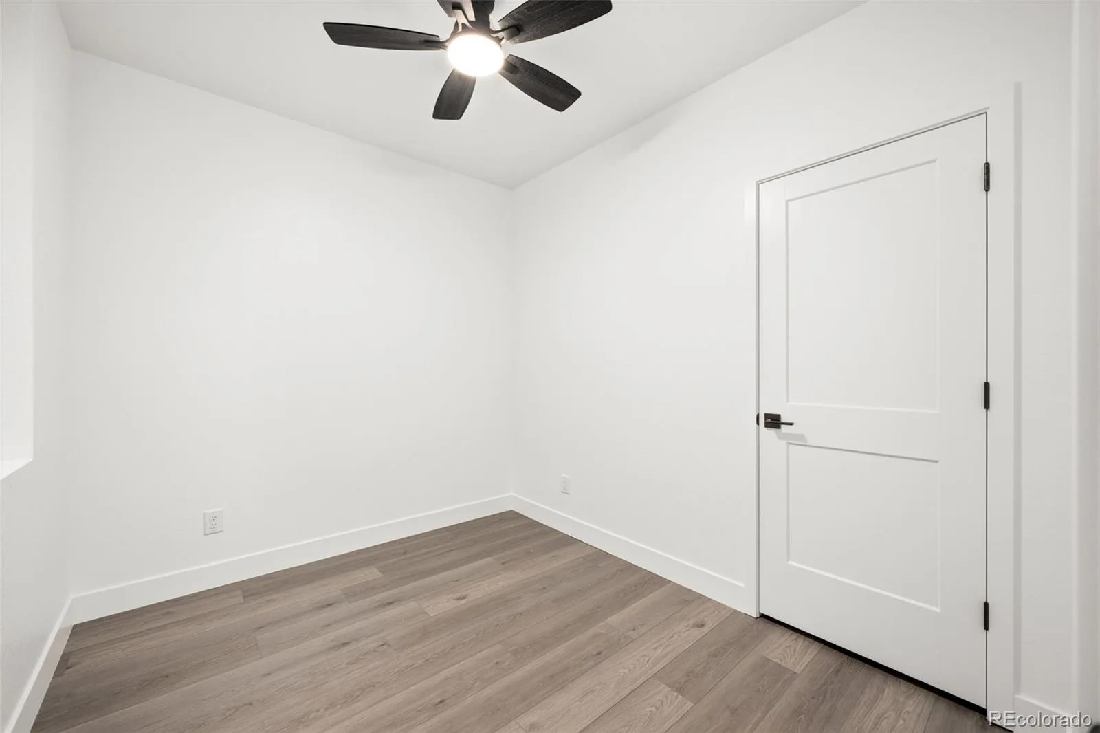 360 W Stanford Avenue Englewood CO 80110 MLS #REC1809387 05292026184144 1600 14