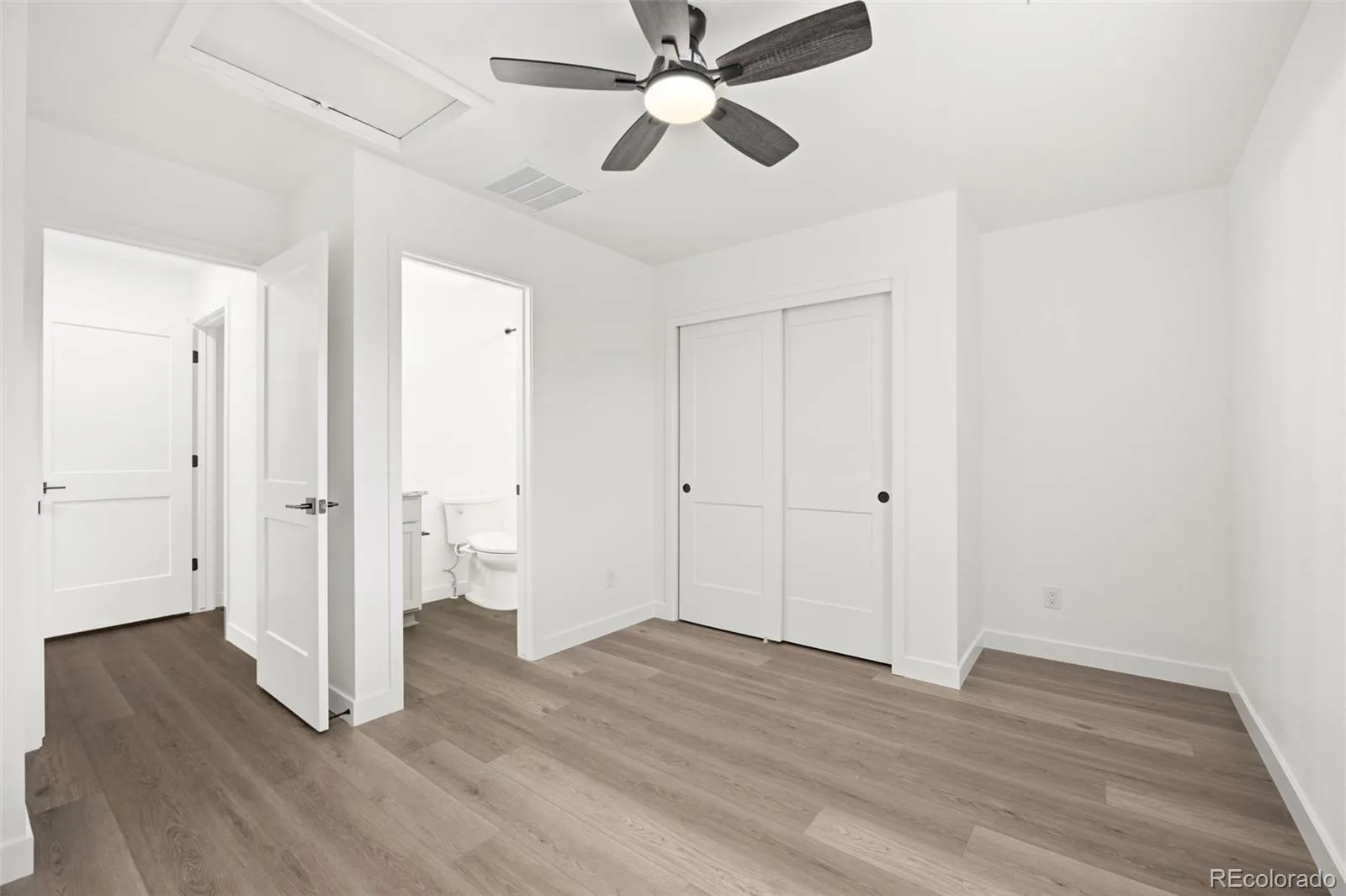 360 W Stanford Avenue Englewood CO 80110 MLS #REC1809387 05292026184144 1600 26