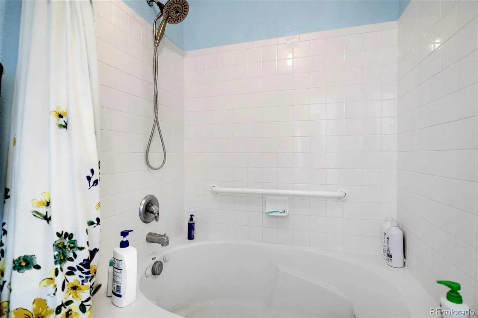 431 Black Feather Loop #820 Castle Rock CO 80104 | MLS #REC1810887 08272026020550 1600 17