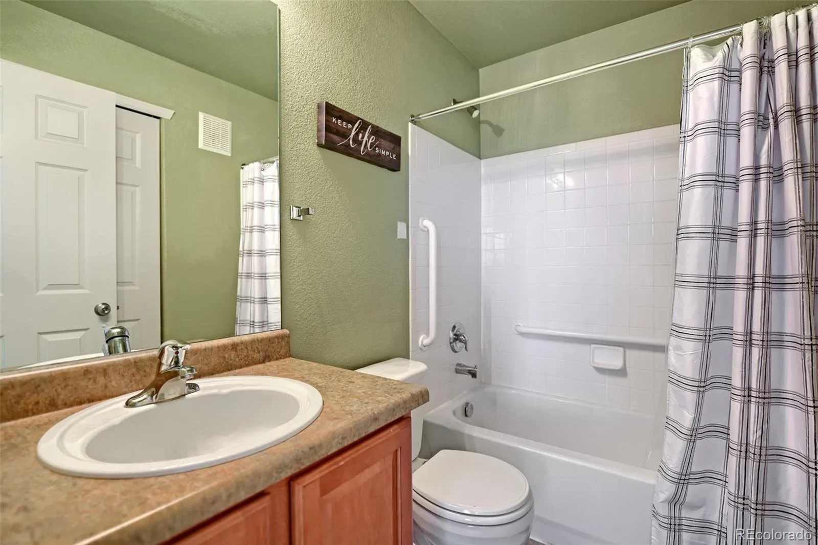 431 Black Feather Loop #820 Castle Rock CO 80104 | MLS #REC1810887 08272026020550 1600 18