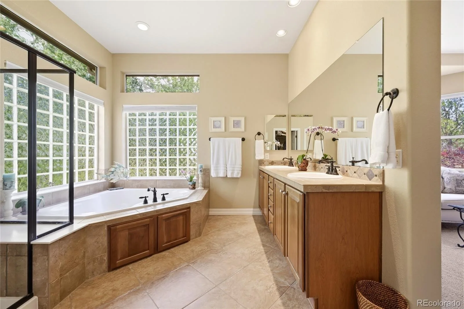 4836 Sedona Circle Parker CO 80134 MLS #REC1813802 06292026143311 1600 21