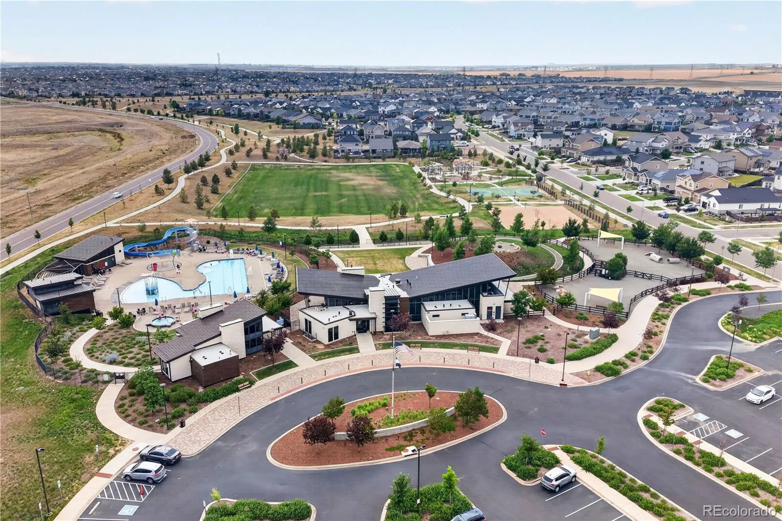 27536 E Byers Place Aurora CO 80018 | MLS #REC1814107 07102026152839 1600 34
