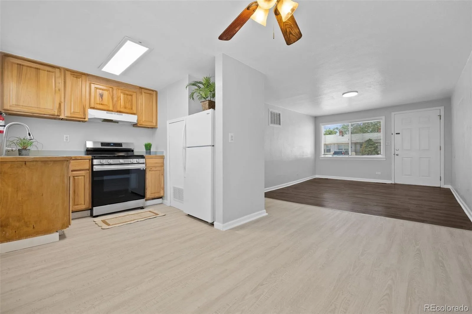 7376-7382 Oneida Drive Commerce City CO 80022 | MLS #REC1814921 06022026062018 1600 6