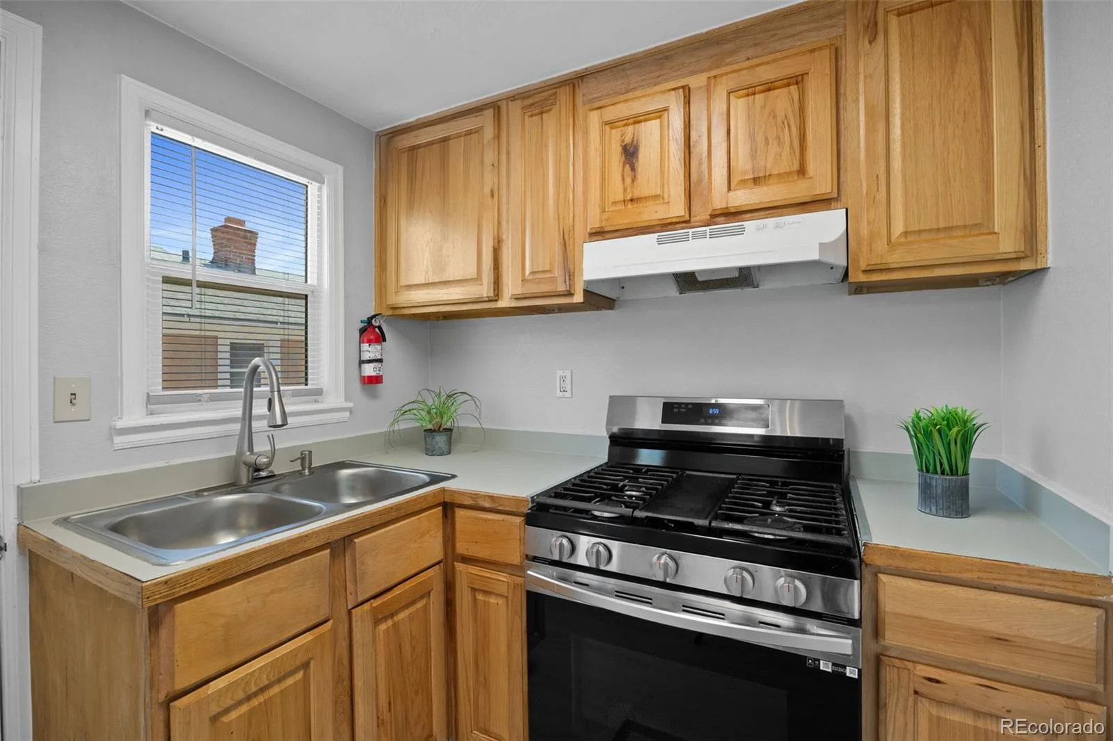 7376-7382 Oneida Drive Commerce City CO 80022 | MLS #REC1814921 06022026062018 1600 8