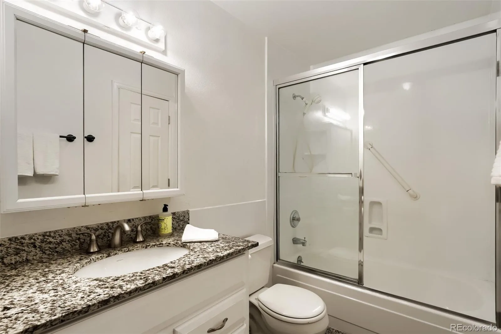 8788 W Glasgow Place Littleton CO 80128 | MLS #REC1814958 07092026025409 1600 17