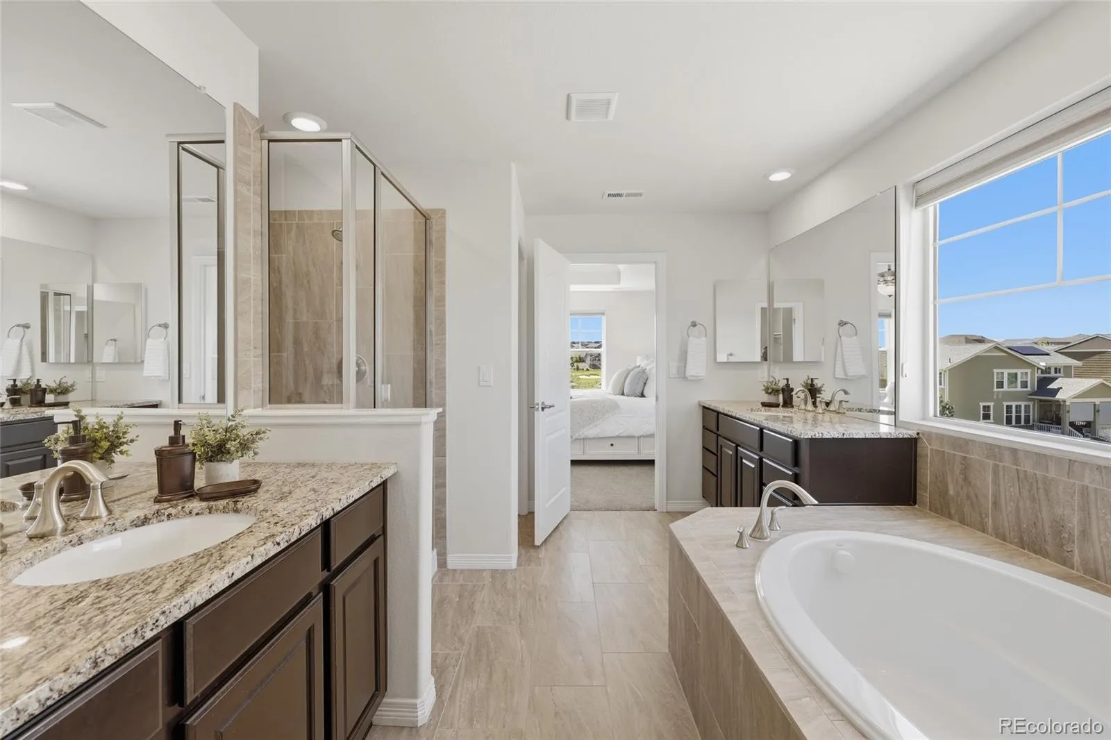 7940 S Blackstone Parkway Aurora CO 80016 MLS #REC1815522 06142026203817 1600 18