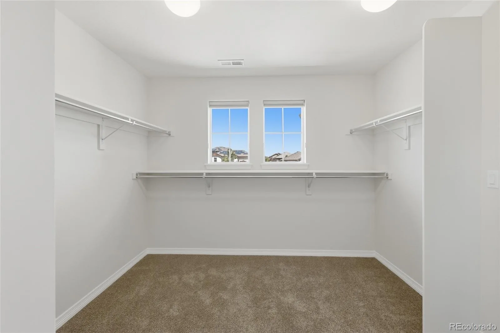7940 S Blackstone Parkway Aurora CO 80016 MLS #REC1815522 06142026203817 1600 20