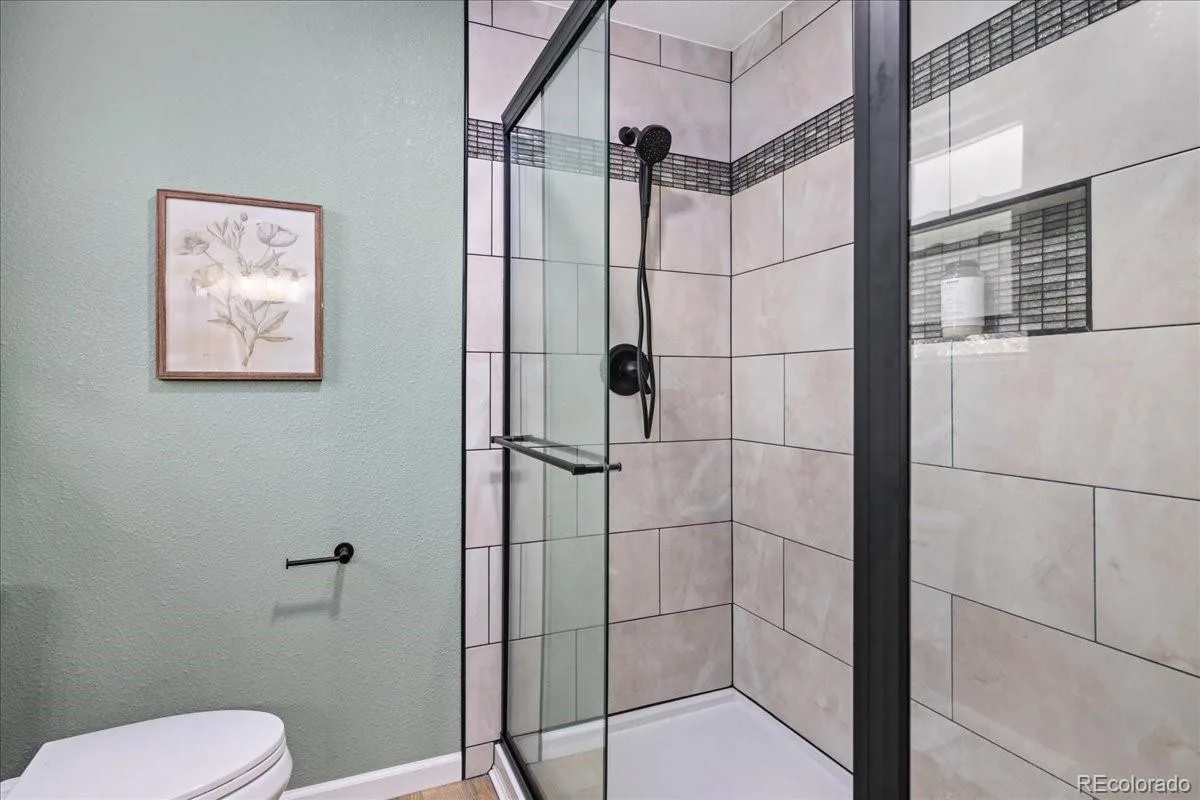 1424 E Fremont N Circle Centennial CO 80122 | MLS #REC1817952 08072026003631 1200 19
