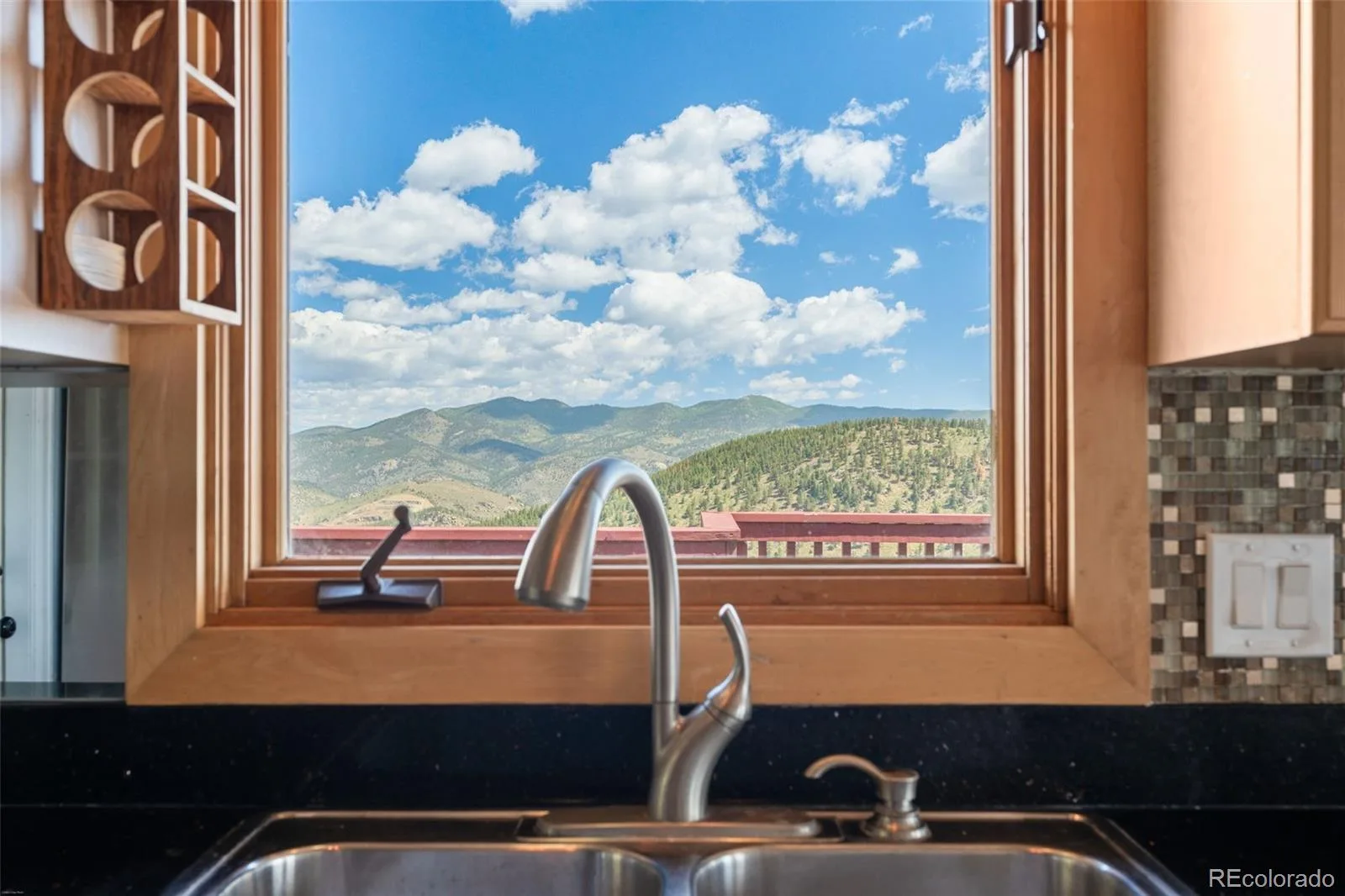 848 Aspen Drive Evergreen CO 80439 | MLS #REC1822630 06172026212329 1600 17