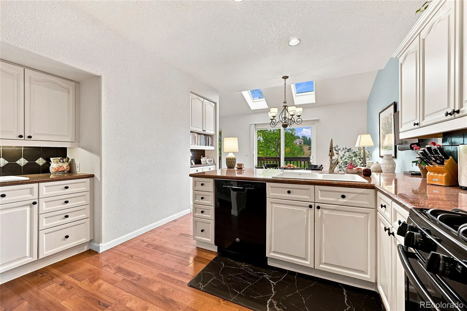 786 Chimney Creek Drive #B Golden CO 80401 | MLS #REC1825265 08282026193727 1600 10