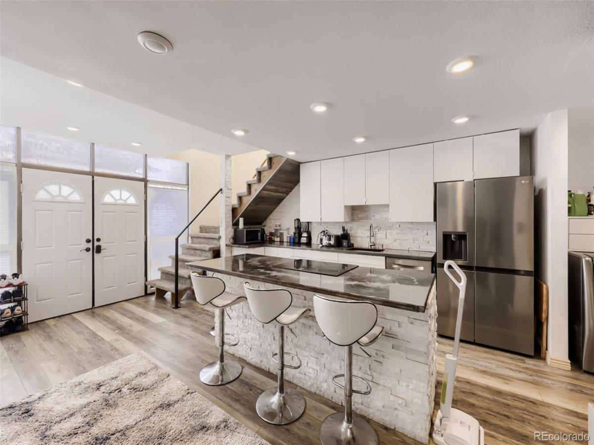 364 S Ironton Street #427 Aurora CO 80012 | MLS #REC1827719 MLS #REC1827719 image #0