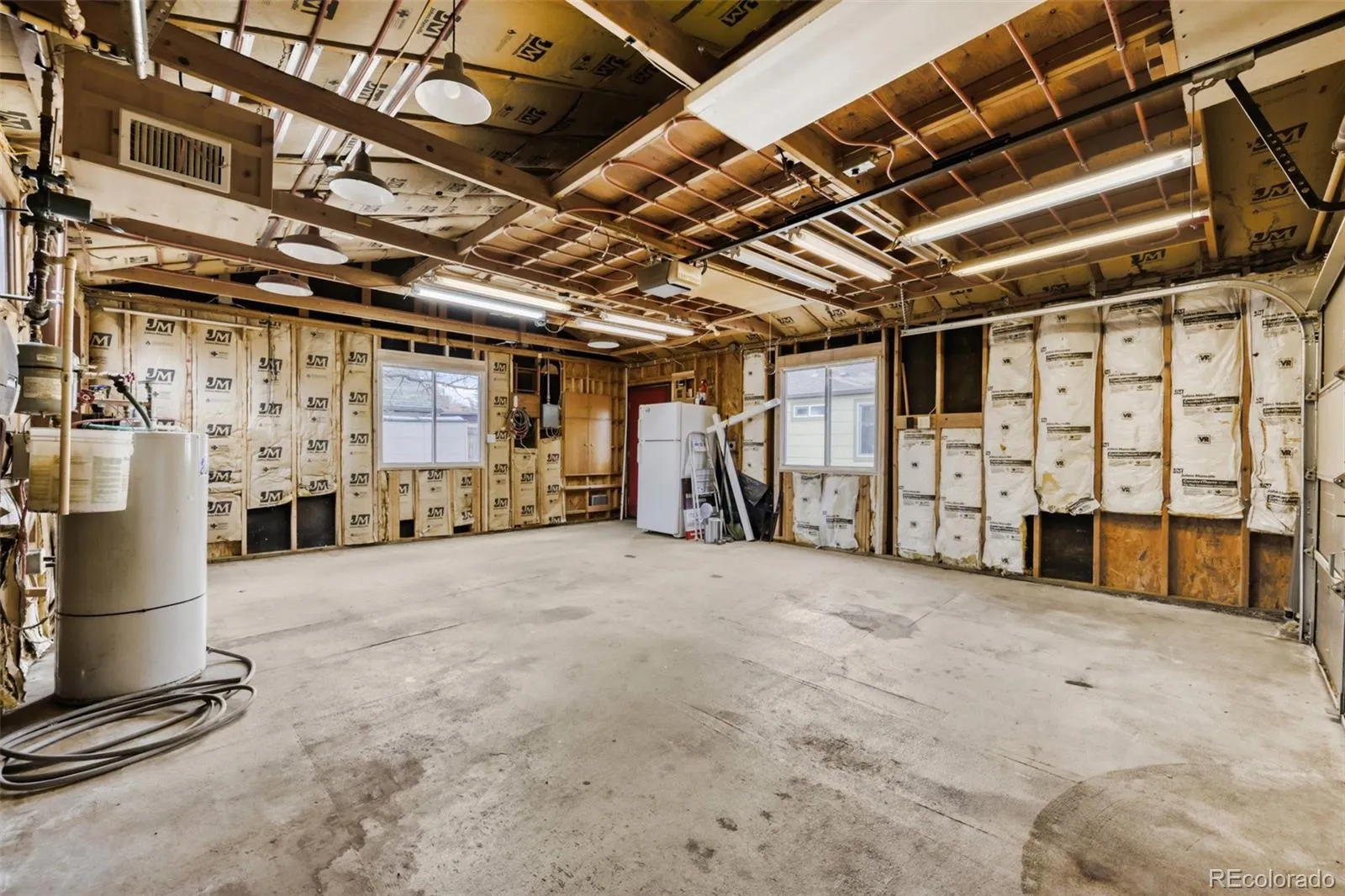 04082026230647 1600 18