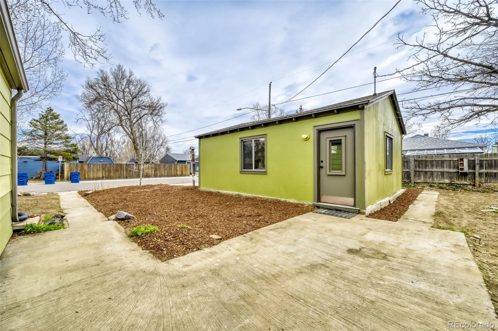 04082026230647 1600 19