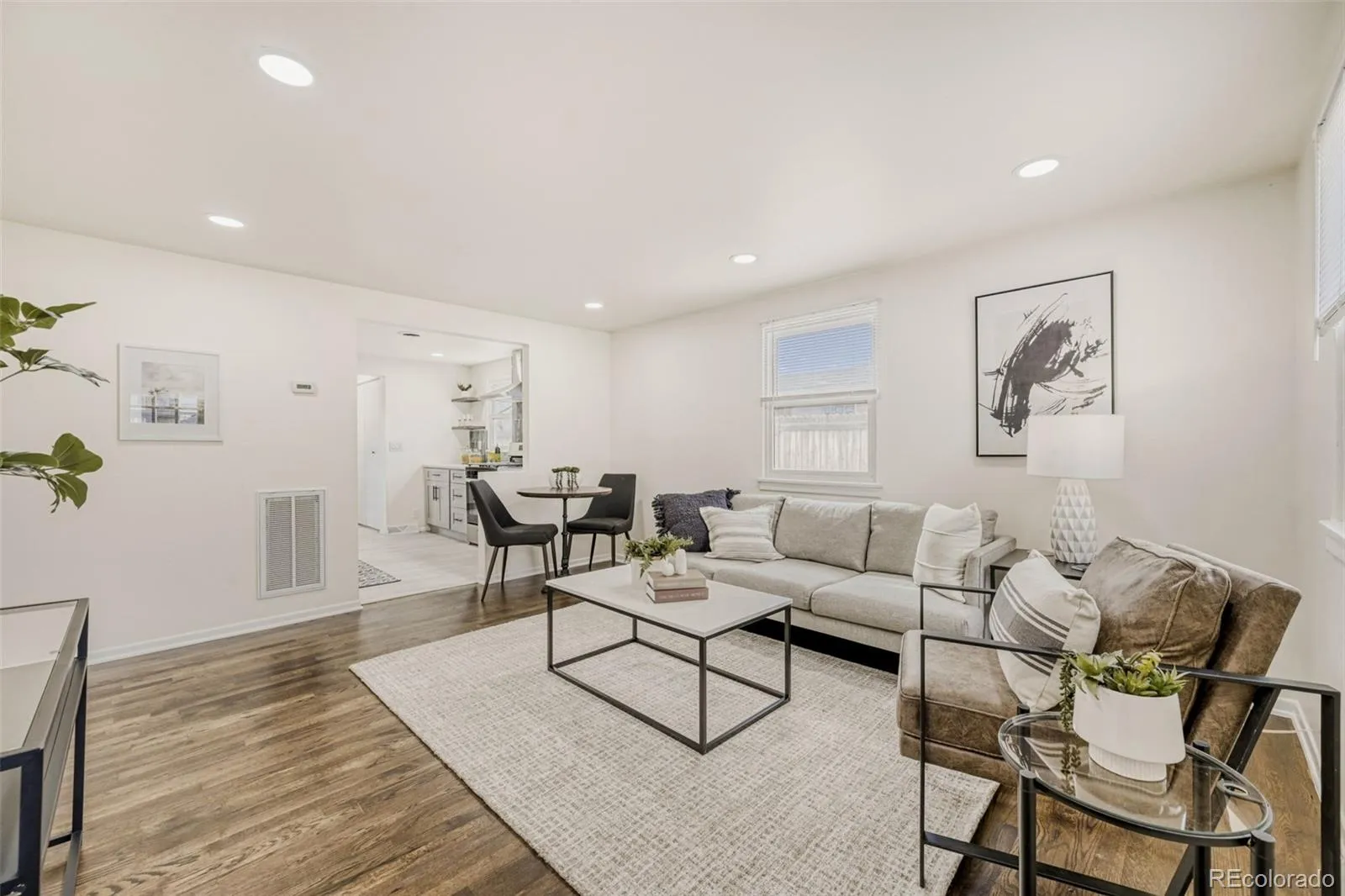 04082026230647 1600 5