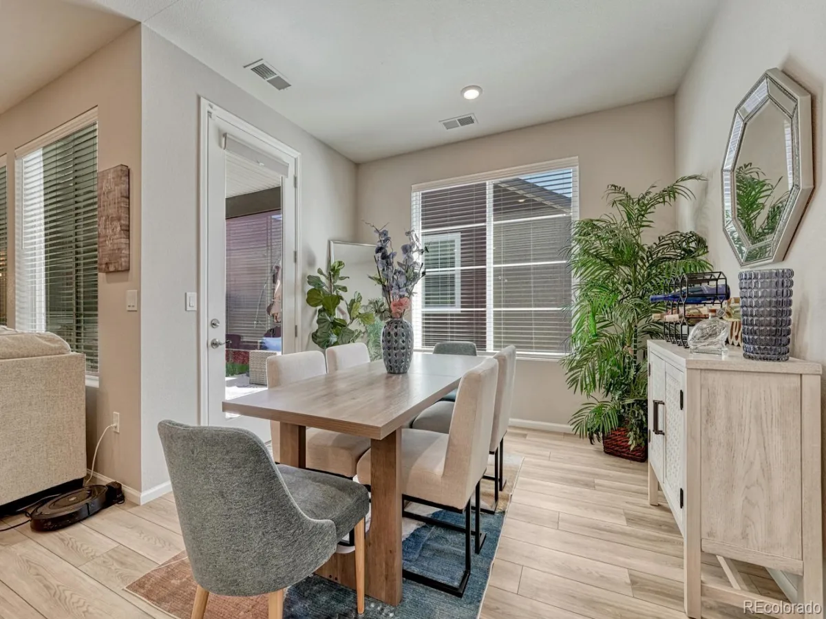 5122 N Quemoy Court Aurora CO 80019 | MLS #REC1832823 10102026150121 1200 14