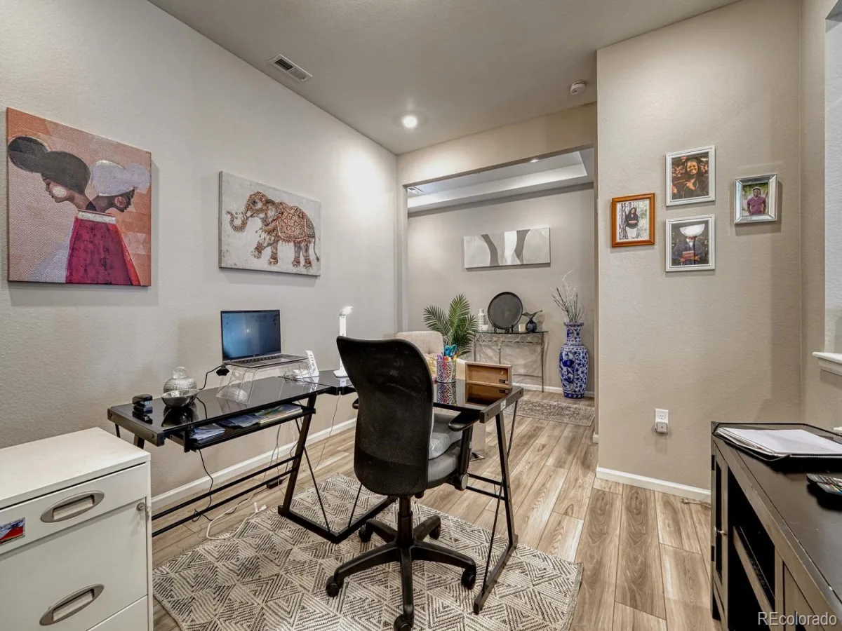 5122 N Quemoy Court Aurora CO 80019 | MLS #REC1832823 10102026150121 1200 18