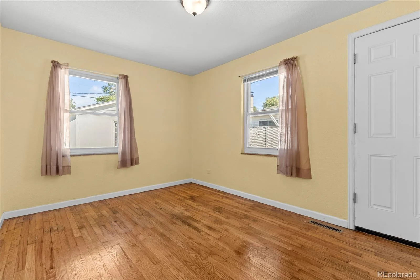 4985 Tejon Street Denver CO 80221 | MLS #REC1839875 08262026150311 1600 21