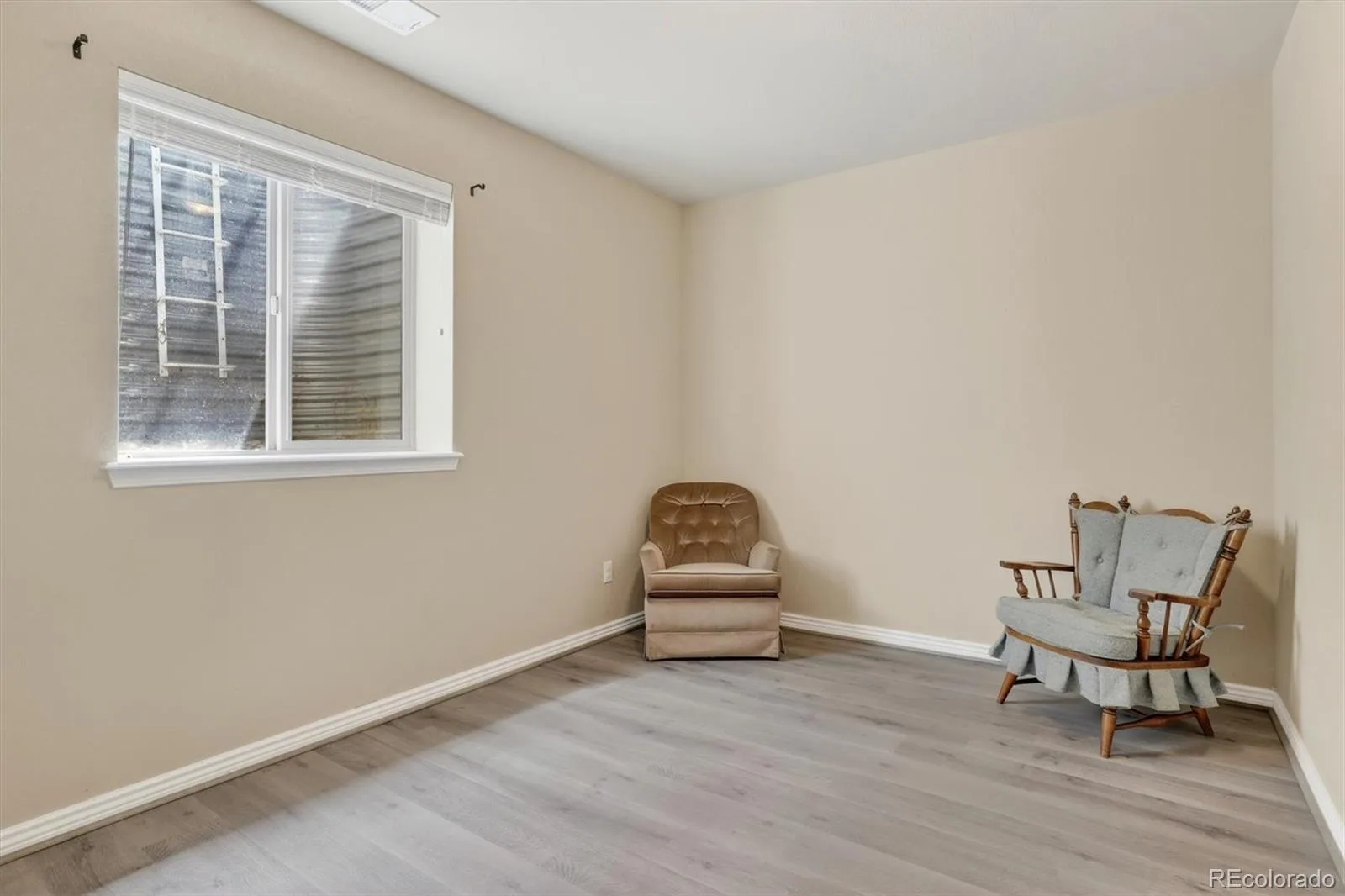 19355 E Stanford Avenue Aurora CO 80015 | MLS #REC1841470 06112026205422 1600 18