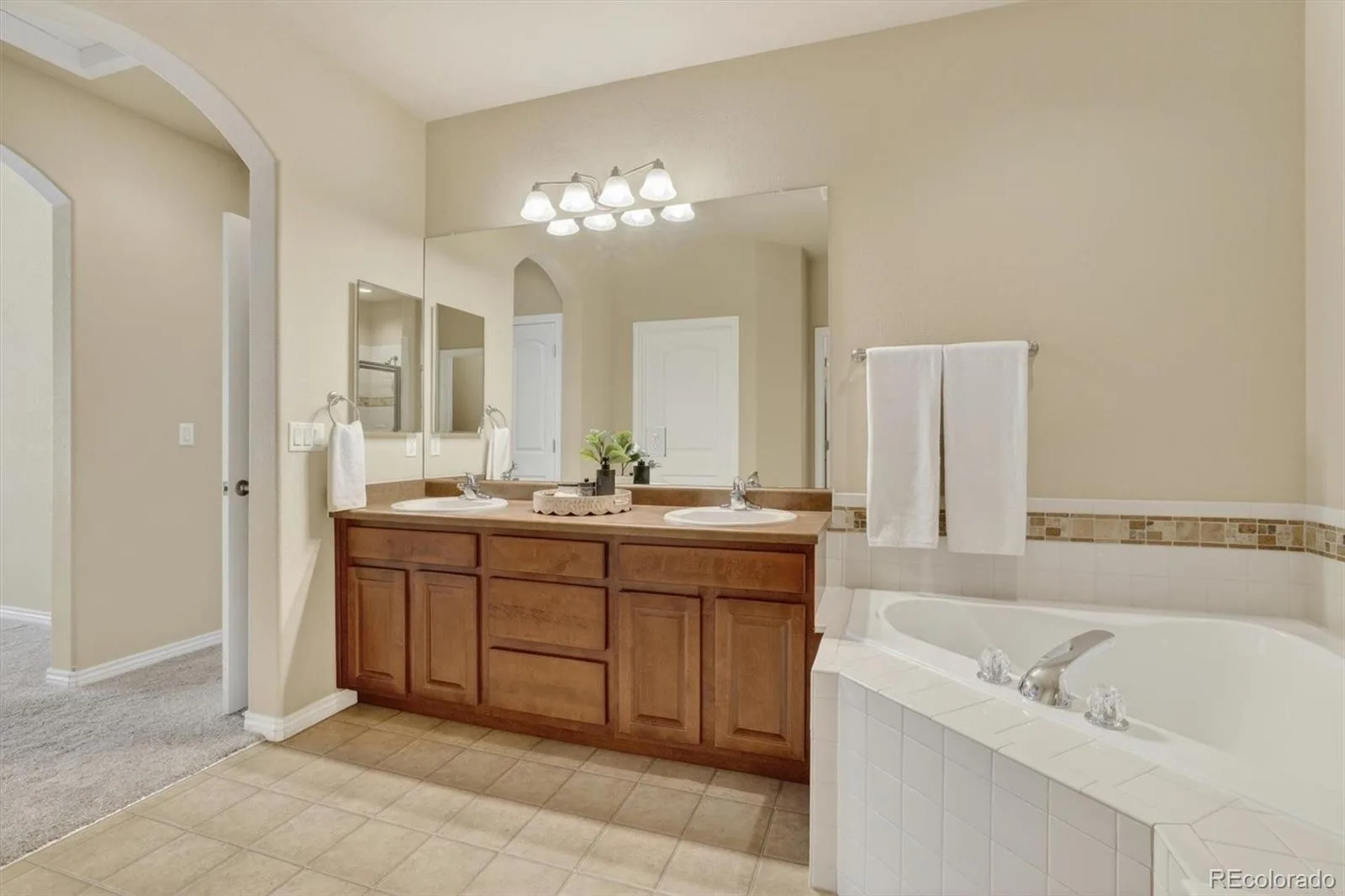 19355 E Stanford Avenue Aurora CO 80015 | MLS #REC1841470 06112026205422 1600 21